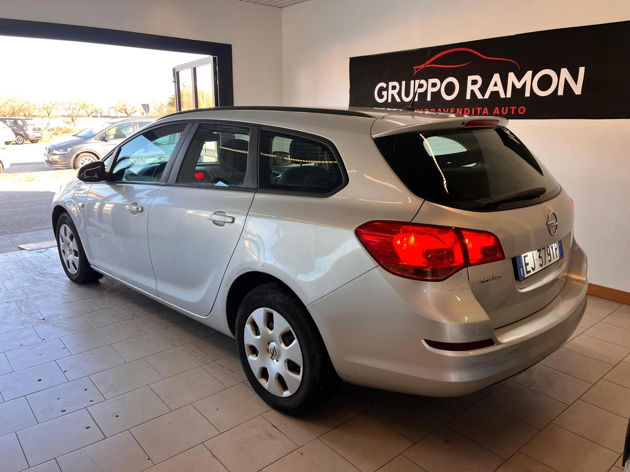 Opel Astra 1.7 CDTI 110CV Sports Tourer Cosmo