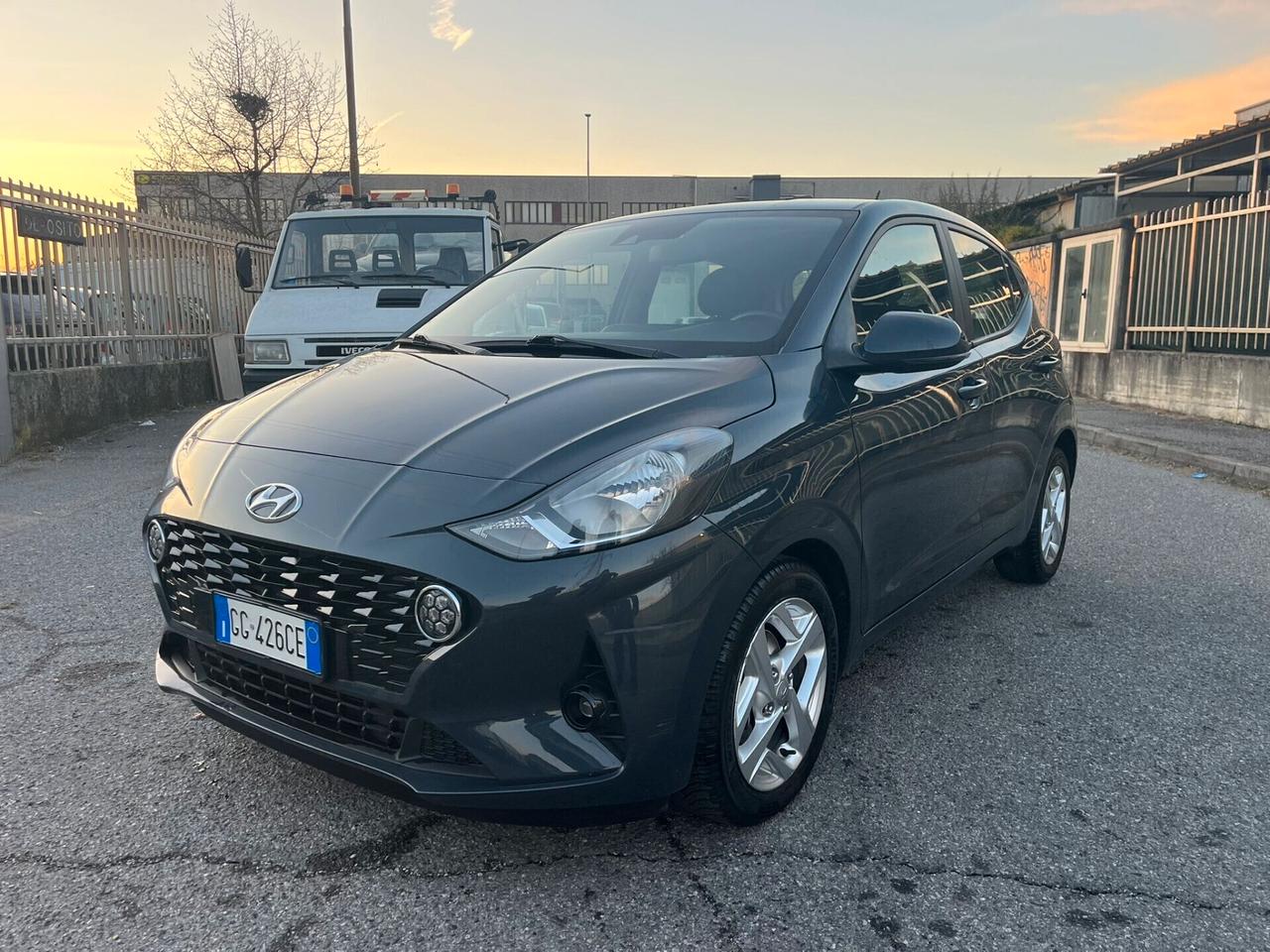 Hyundai i10 1.0 BENZ X NEOP 40.000 KM