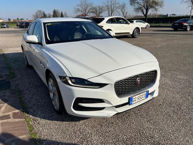 JAGUAR XE 2.0 D 204 CV AWD aut. R-Dynamic HSE