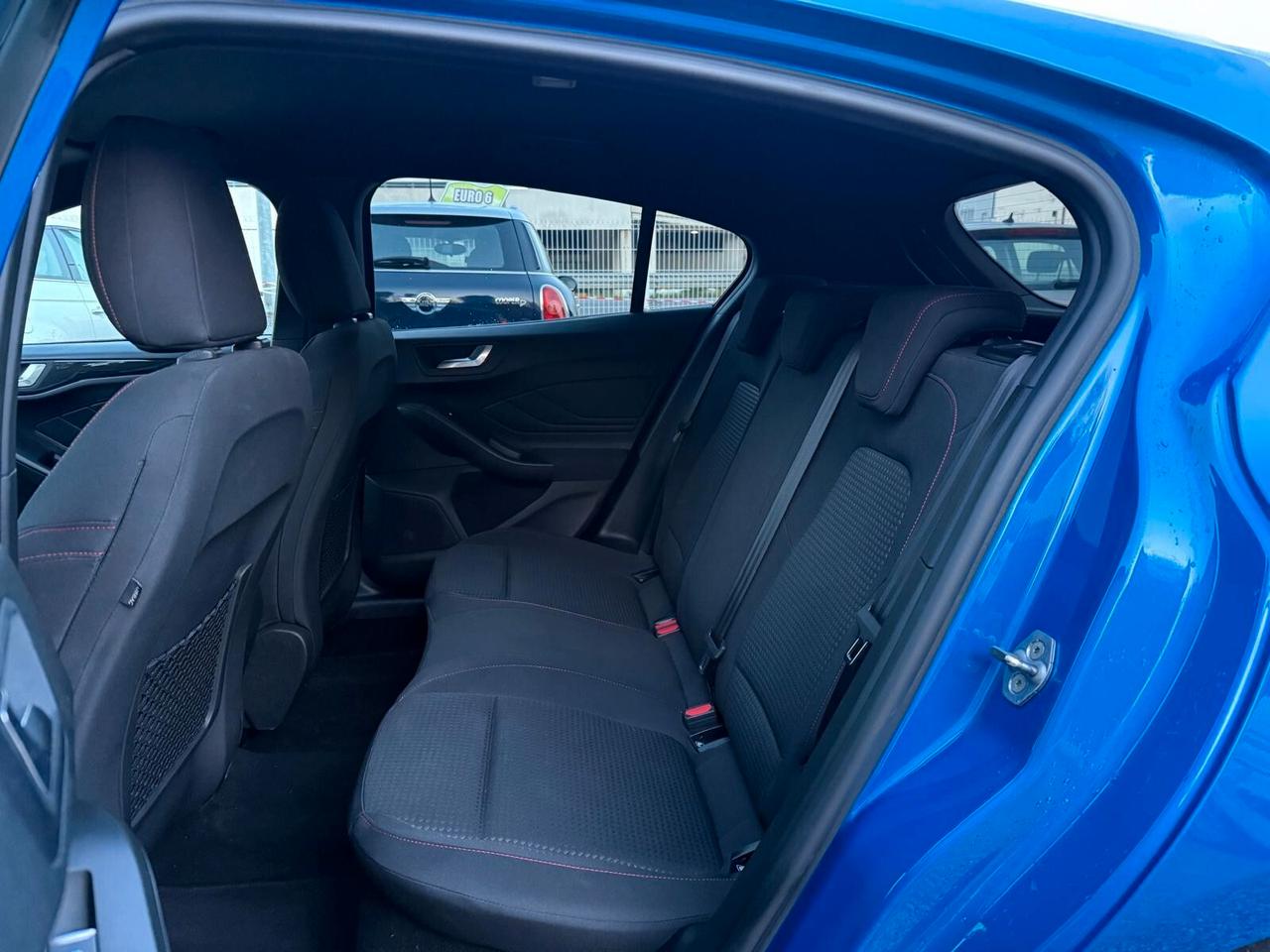 Ford Focus 1.0 EcoBoost Hybrid 125 CV 5p. ST-Line