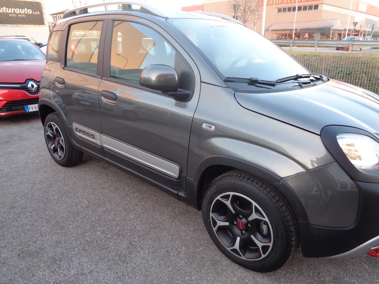 Fiat Panda 1.0 FireFly S&S Hybrid City Cross