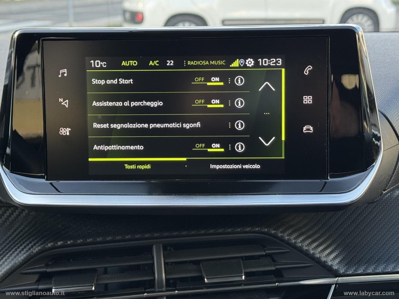 PEUGEOT 2008 BlueHDi 110 S&S Allure