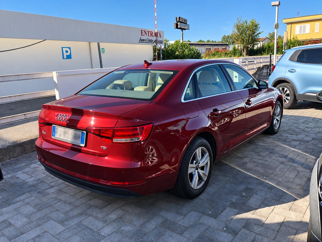Audi A4 2.0 TDI 122 CV Business Limousine
