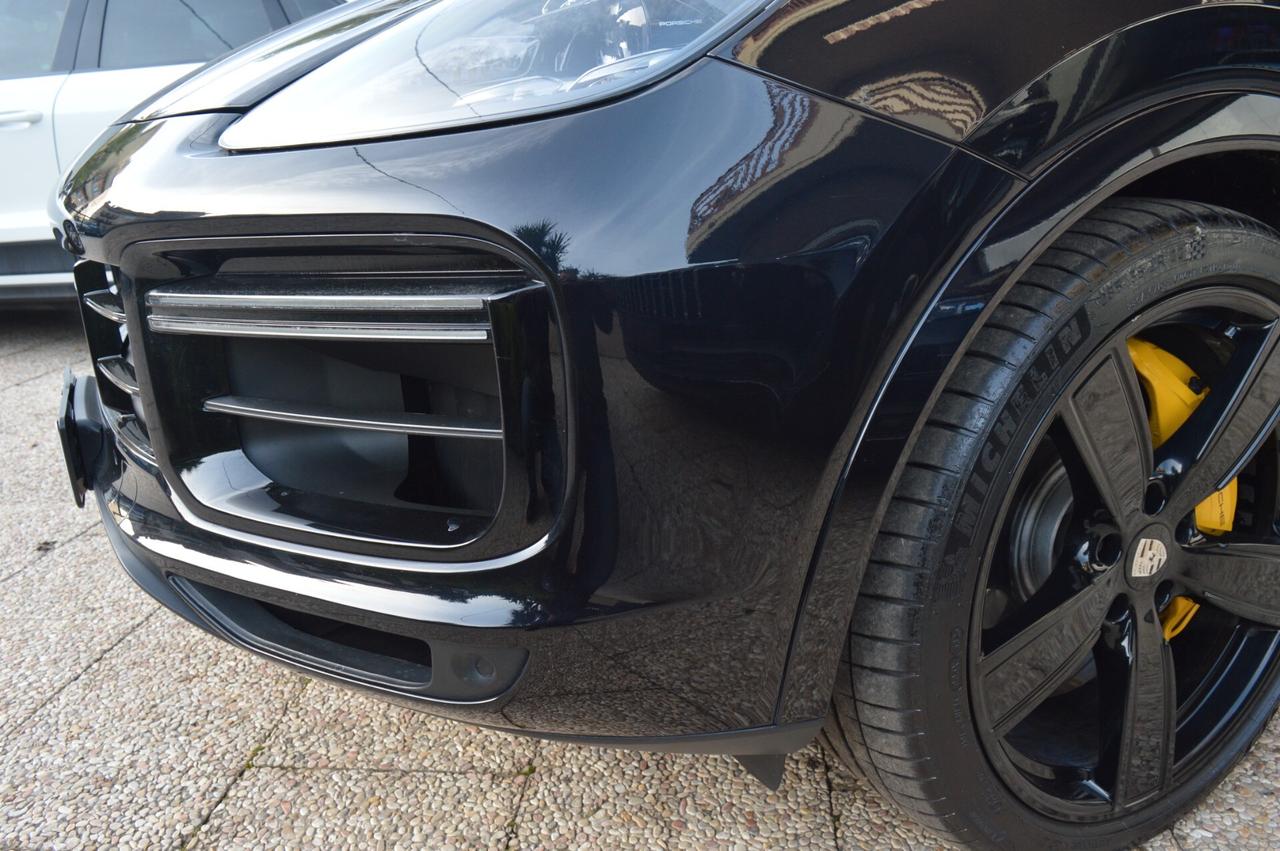 Porsche Cayenne 4.0 V8 Turbo