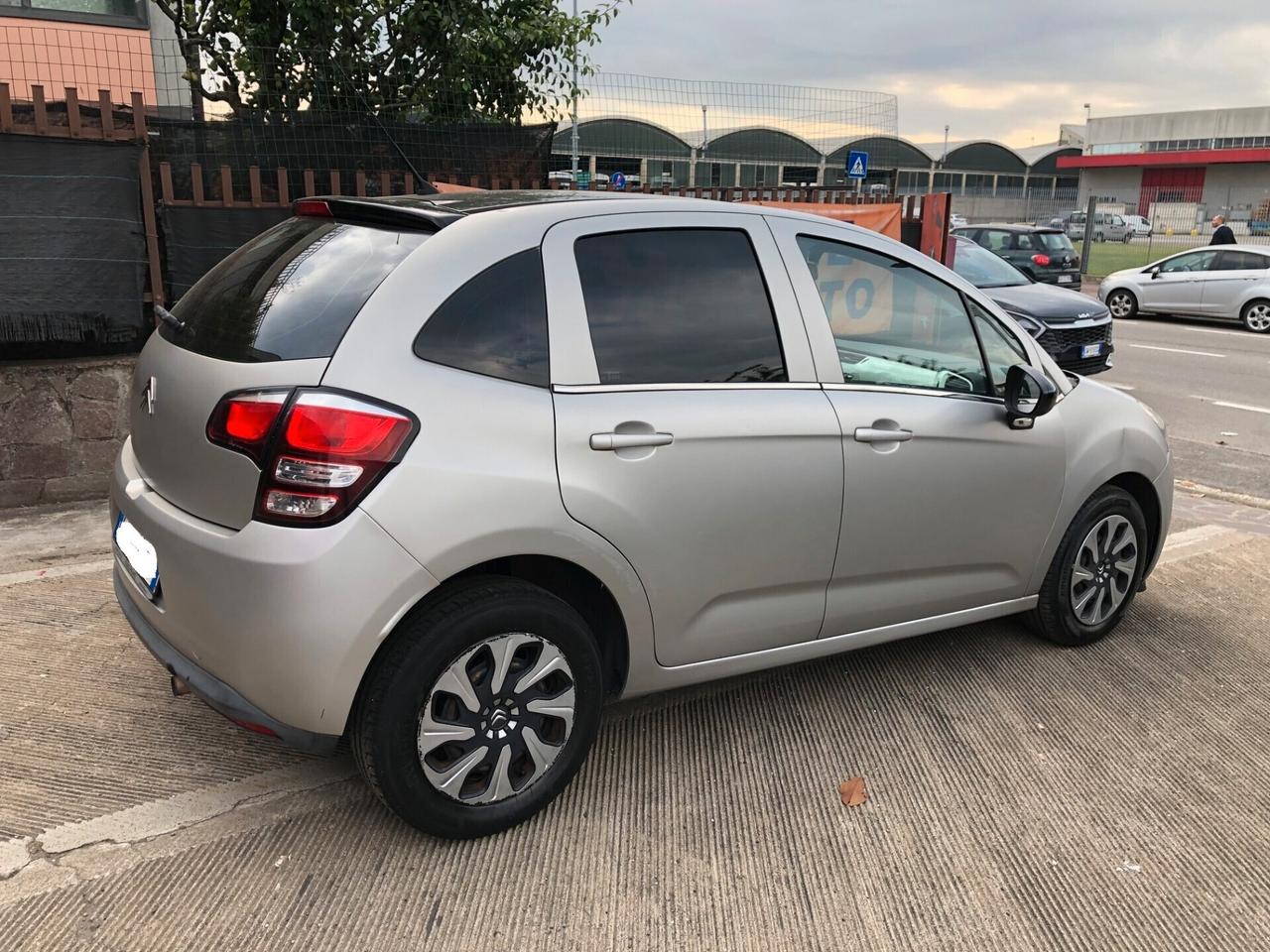 Citroen C3 pure tech 82 live edition