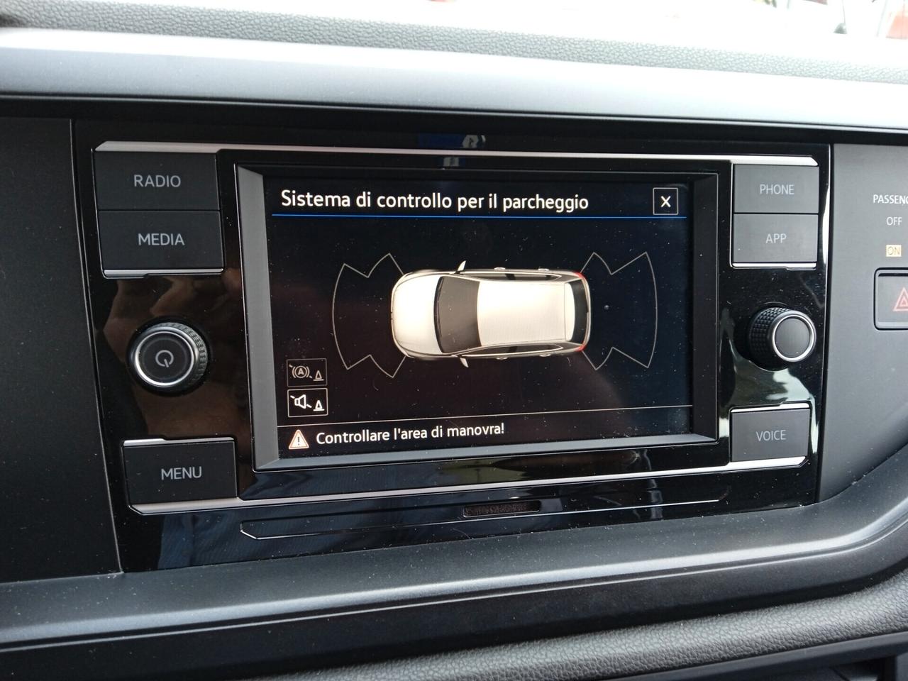 Volkswagen Polo APPLE CAR PLAY SENS PARK DOPPI GUIDA DI 2°LIVELLO LINE ASSIST FRONT ASSIST ADATTA X NEOPATENTATI