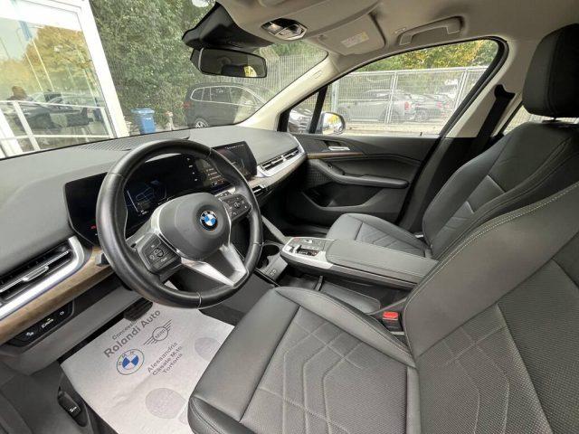 BMW 220 i Active Tourer mhev 48V Luxury auto