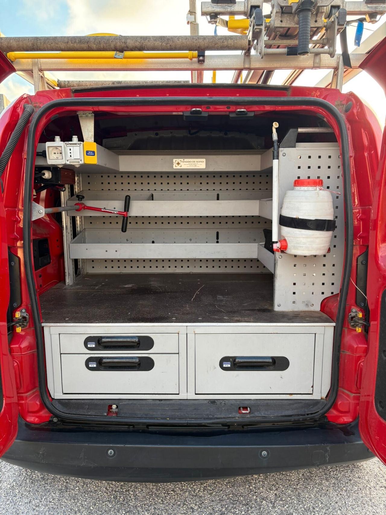 Fiat Fiorino 1.3 MJT 95CV adventure officina