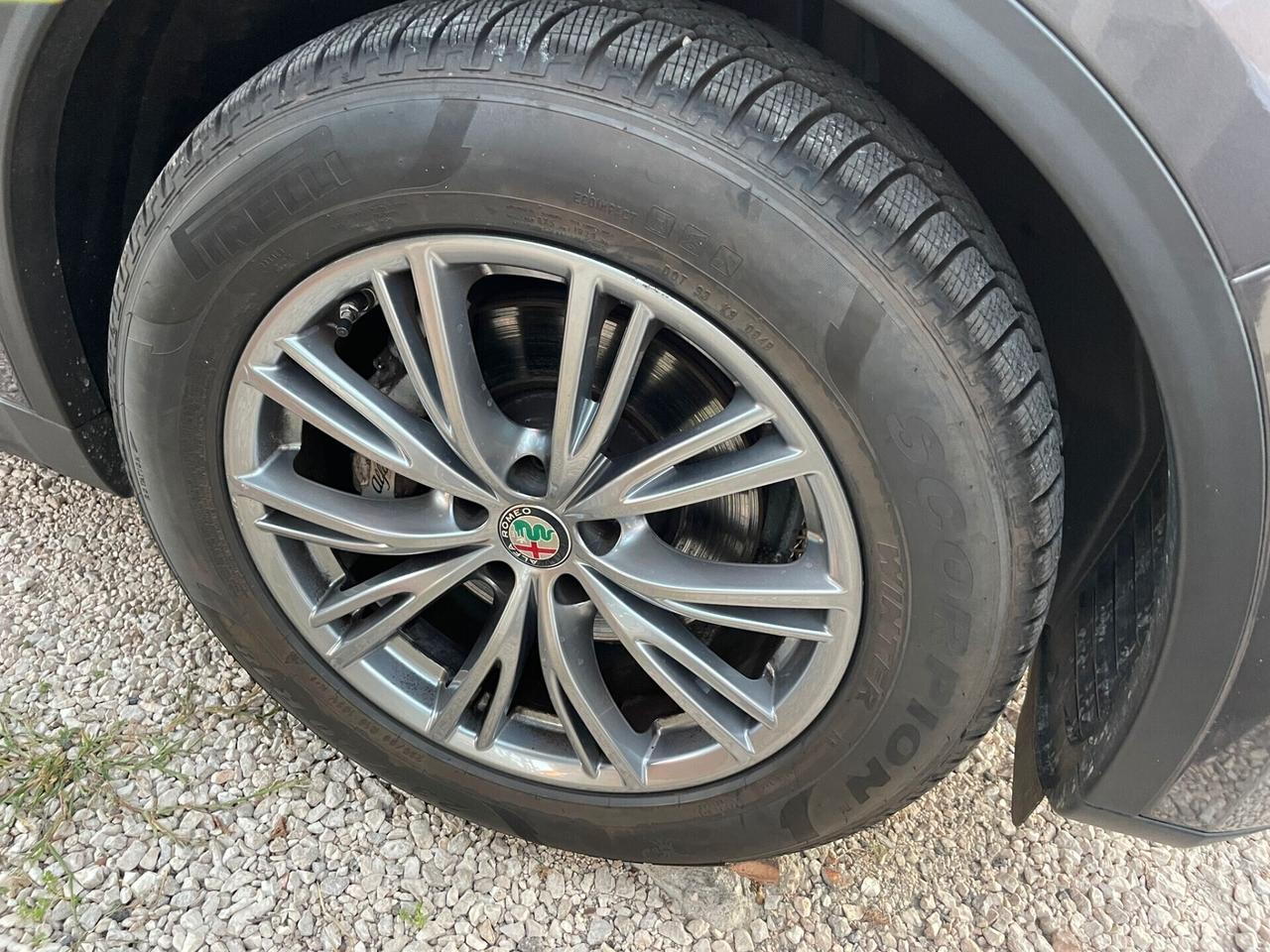 Alfa Romeo Stelvio 2.2 Turbodiesel 190 CV Q4 Business