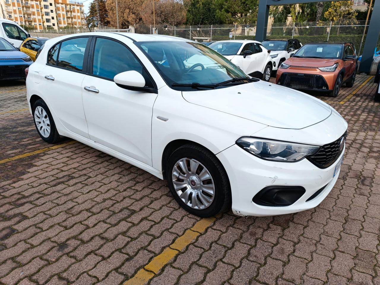 Fiat Tipo 1.3 Mjt S&S 5 porte Easy