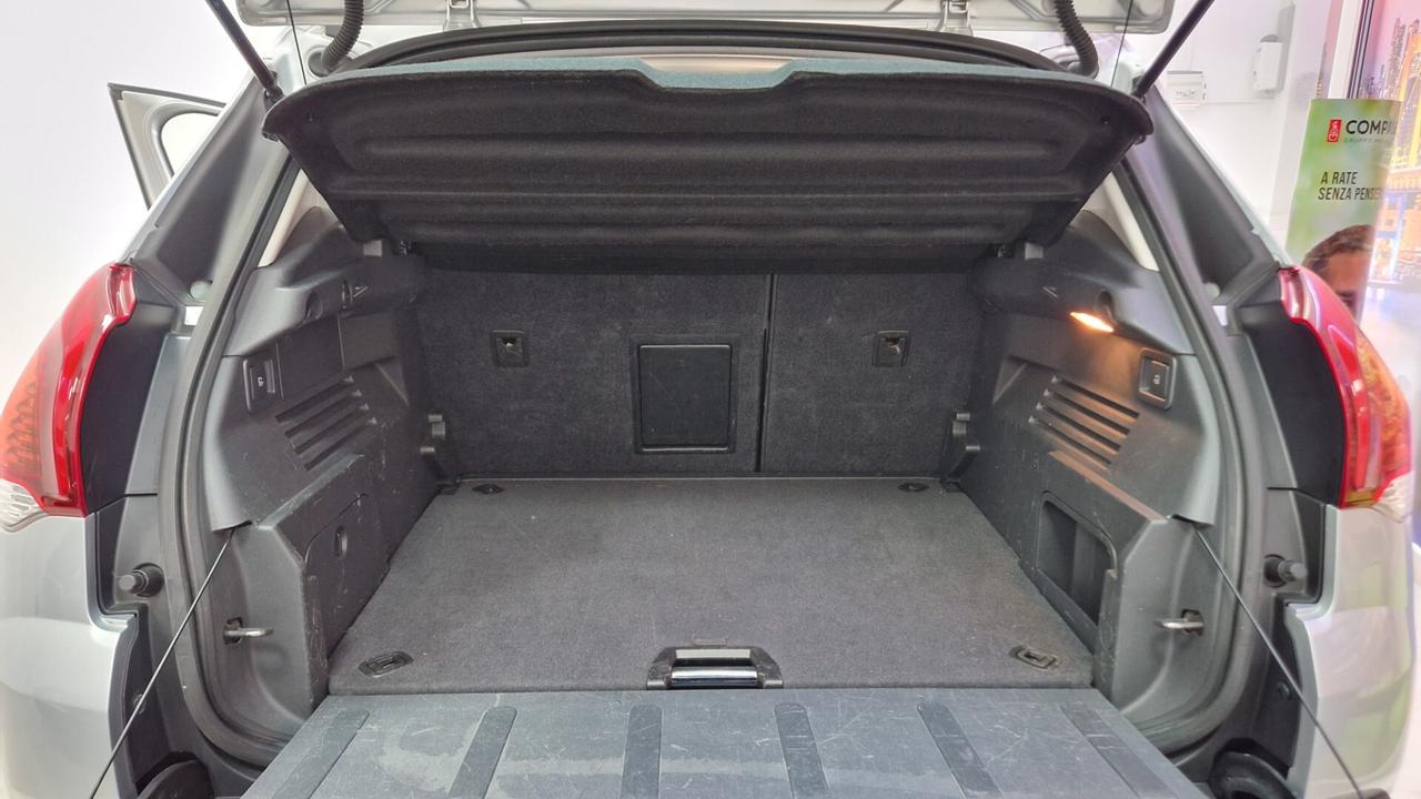 Peugeot 3008 1.6 HDi 115CV Allure