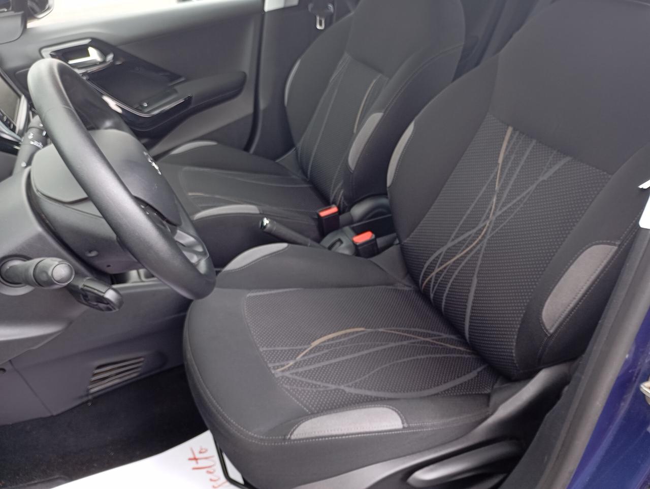 Peugeot 208 5P 1.2 VTi 82CV Active