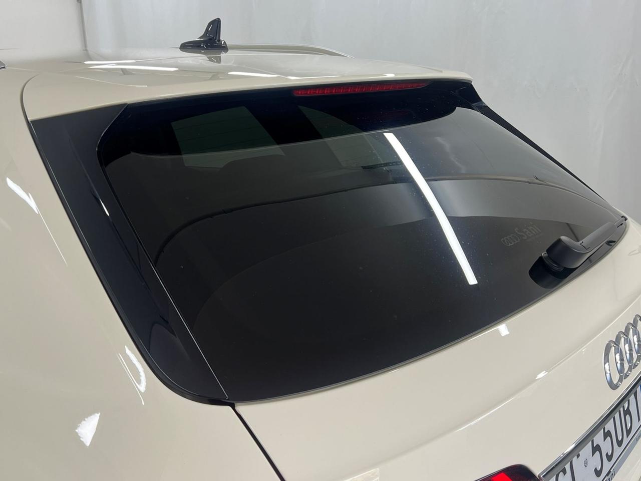 AUDI A4 V 2019 Allroad Quattro A4 Allroad 40 2.0 tdi mhev Identity Contrast quattro 204cv s-tronic