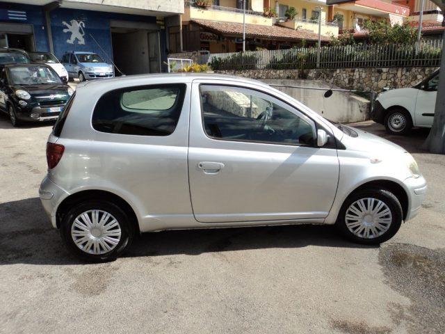 TOYOTA Yaris 1.0i 16V cat 3 porte Sol