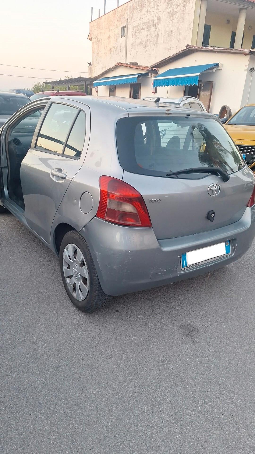 Toyota Yaris 1.4 D-4D 5 porte Sol