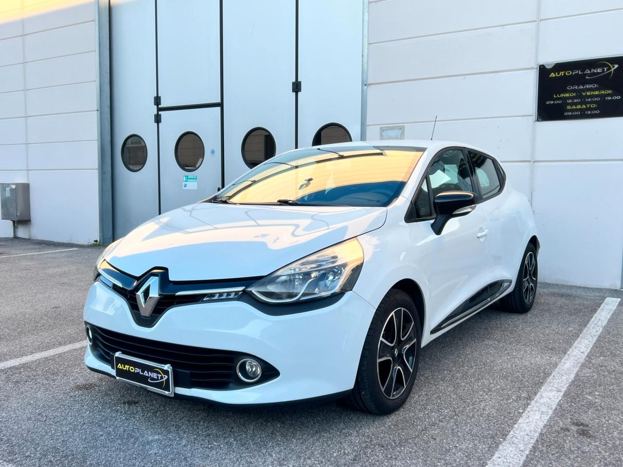 Renault Clio 1.2 75CV 5 porte Wave