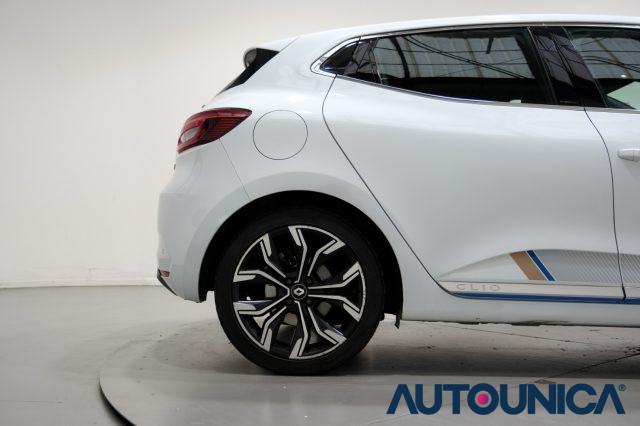 RENAULT Clio FULL HYBRID E-TECH 140 CV 5PORTE INTENS NEOPATENTI