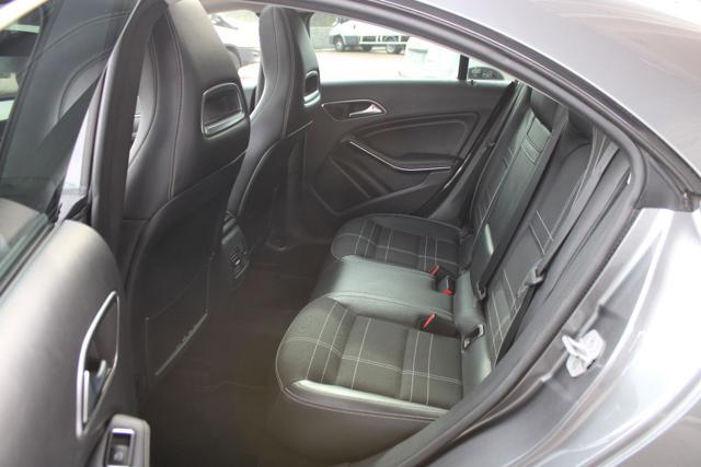 MERCEDES-BENZ CLA 200 CDI Sport TETTO-18"-KAMERA
