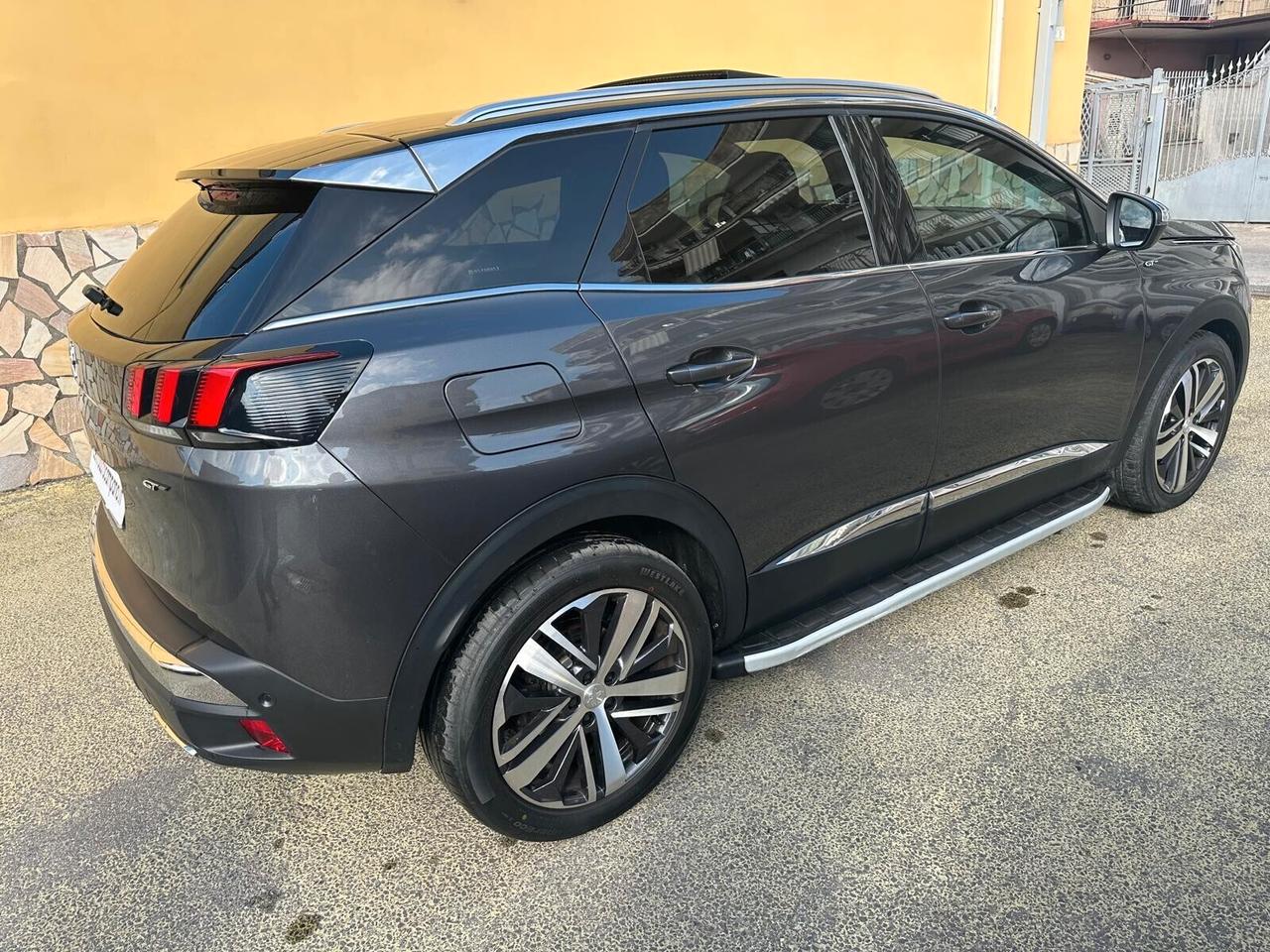 Peugeot 3008 2.0 GT s