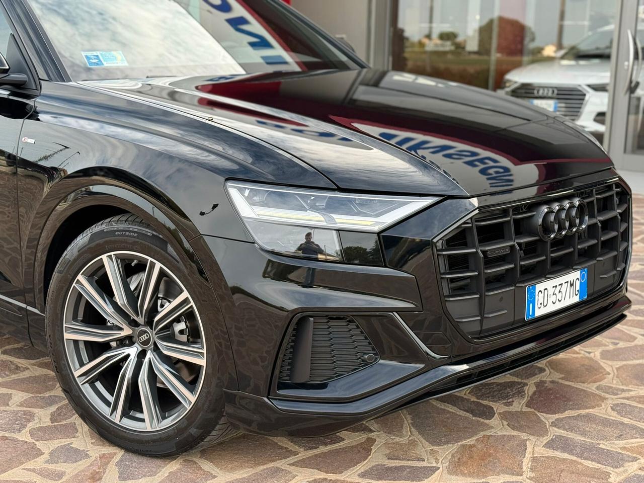 Audi Q8 45 3.0 TDI MHEV 231 CV quattro tiptronic s-line