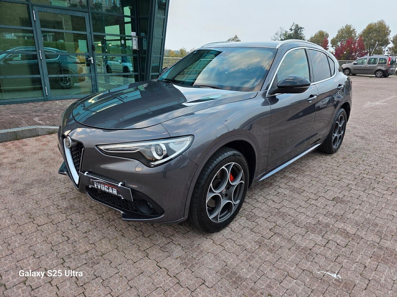 Alfaromeo Stelvio cv210 Q4 gancio traino ritiro usato/scambio