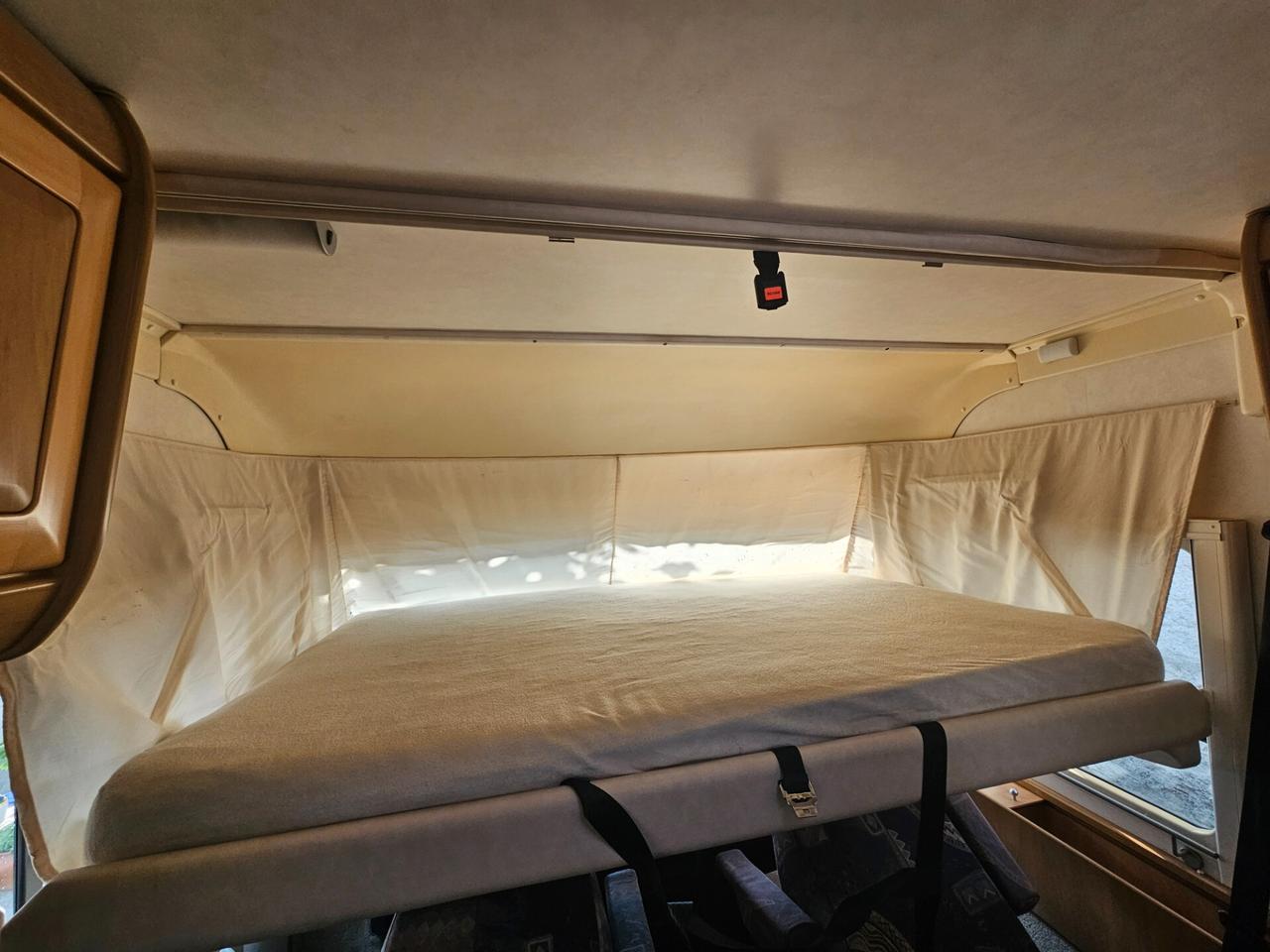 Hymer motorhome compatto 6 metri