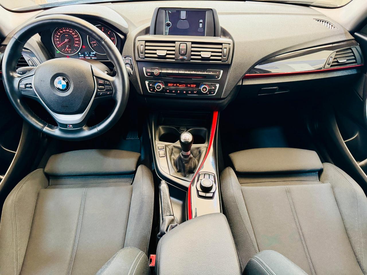 BMW 120d xDrive 5p. Sport / Led / Interni M