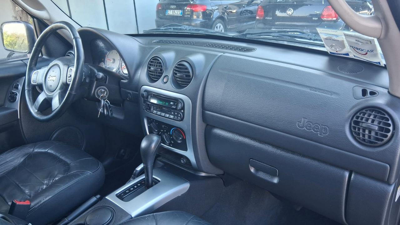 Jeep Cherokee 2.8 CRD Sport