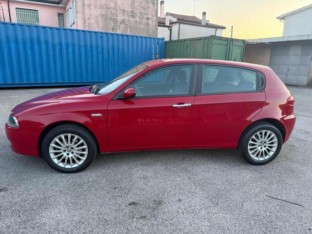 ALFA ROMEO 147 128,597km 1.6 16V TS (105) 5p come nuovo