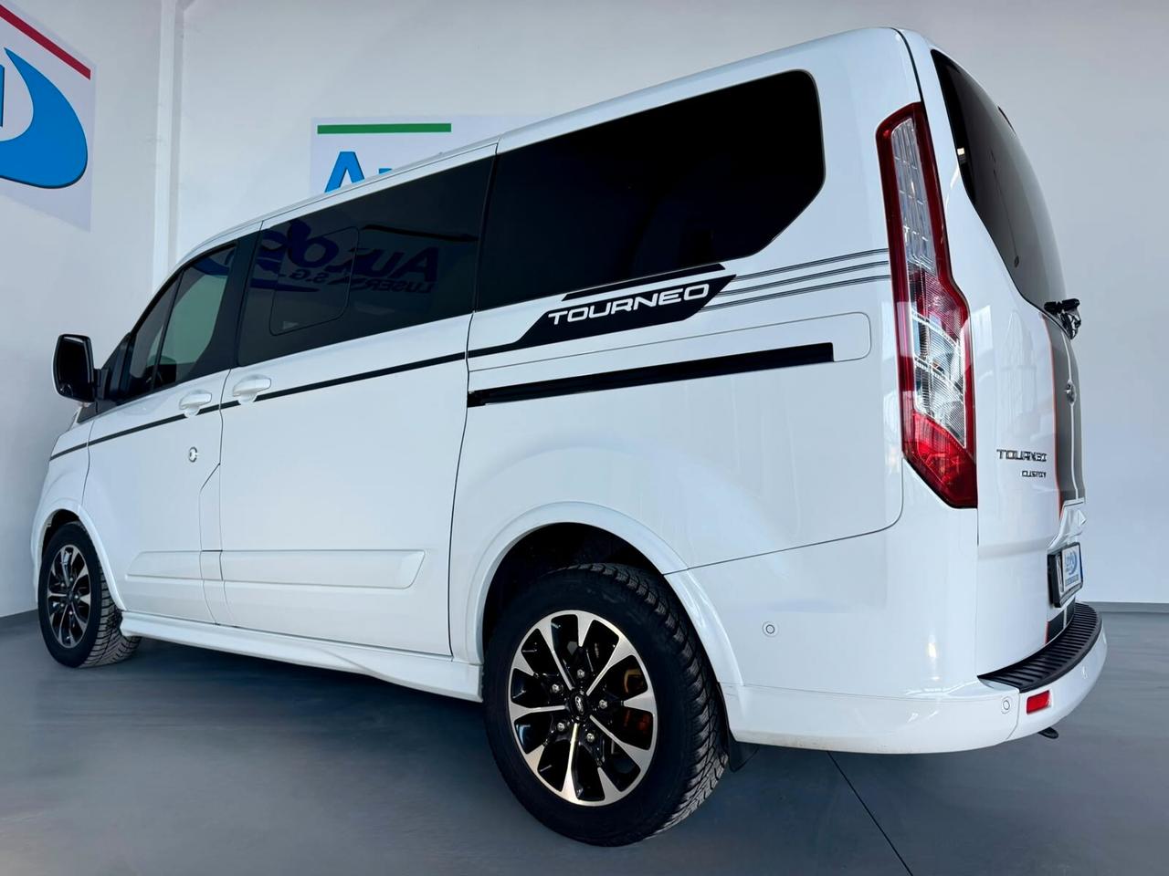 Ford Tourneo Custom 320 2.0 TDCi 185CV aut. PC Sport