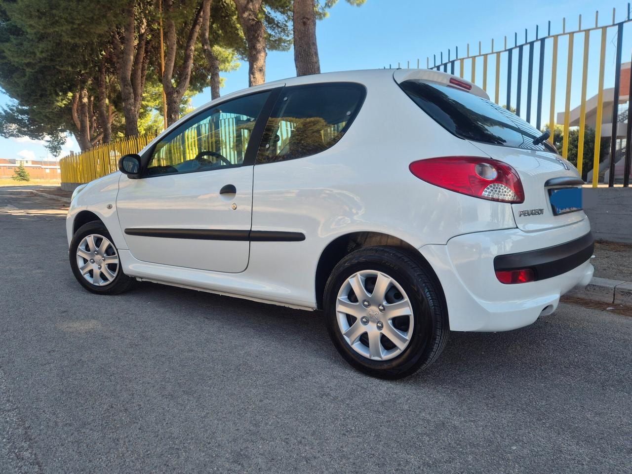 Peugeot 206 Plus 1.1 60CV 3p. Energie 2011