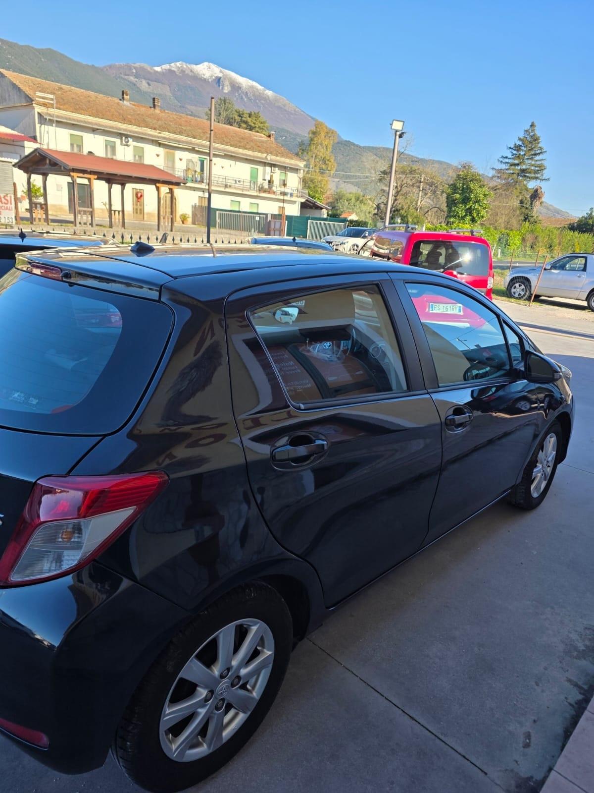 Toyota Yaris 1.3 3 porte Style gpl garantita 12 mesi