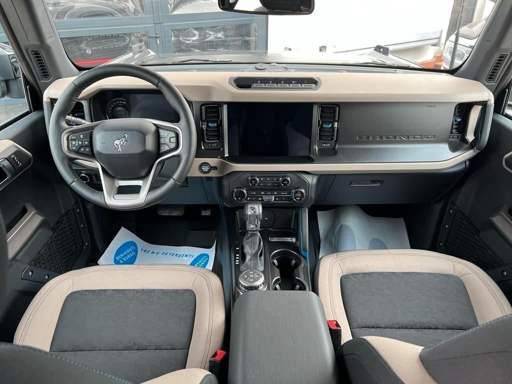 Ford Bronco 2.3L Ecoboost 4x4 BADLANDS e 2.7L WILDTRACK 4P 2025