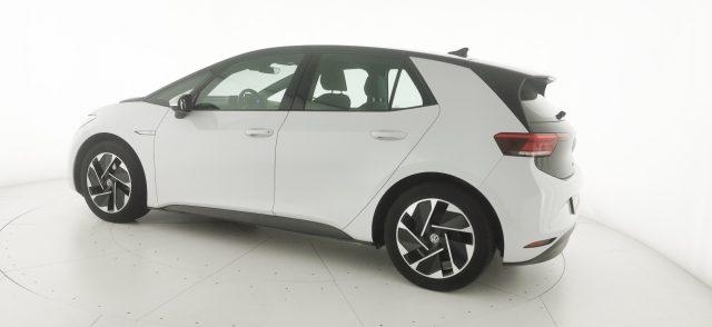 VOLKSWAGEN ID.3 Pro Performance 150KW (340 km di autonomia)