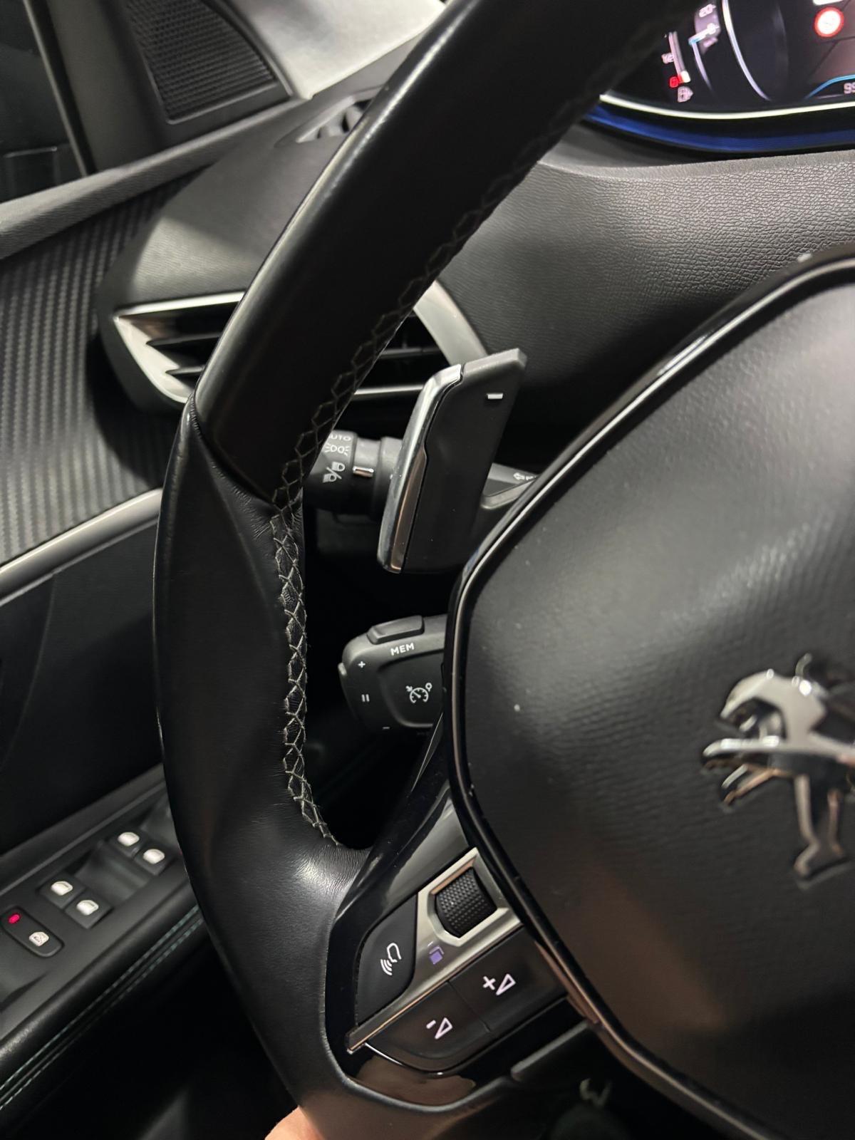 Peugeot 3008 BlueHDi 130 S&S EAT8 Allure