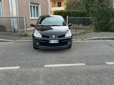 Renault Clio 1.2 16V 5 porte Luxe