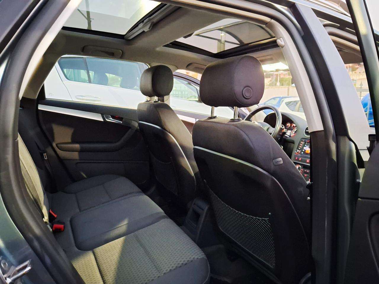 Audi A3 SPB 1.6 TDI 105 CV CR Ambition