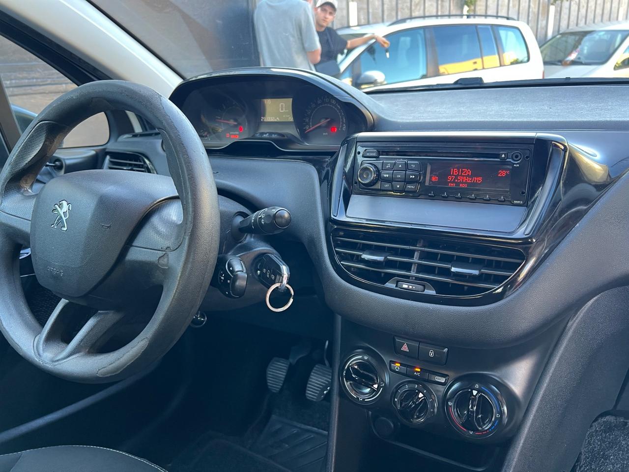 Peugeot 208 1.4 HDi 68 CV 5 porte Van Furgone