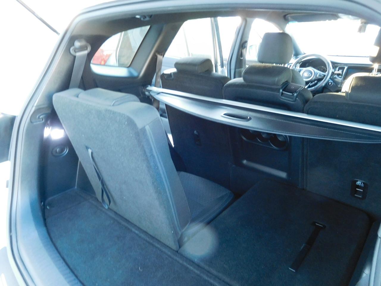 Kia Carens 1.7 CRDi 115 CV Class 7 POSTI