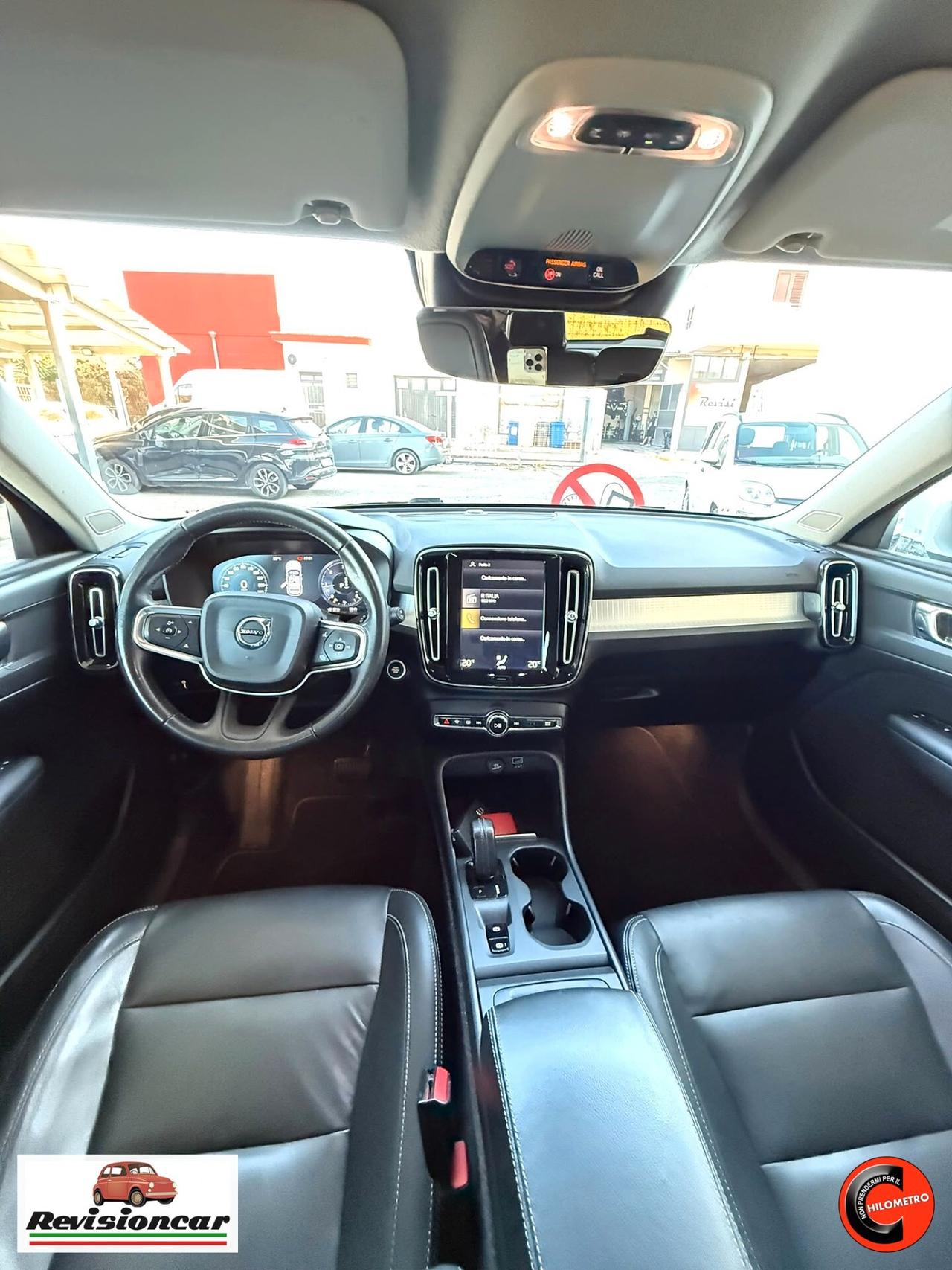 Volvo XC40 D4 AWD Geartronic Momentum