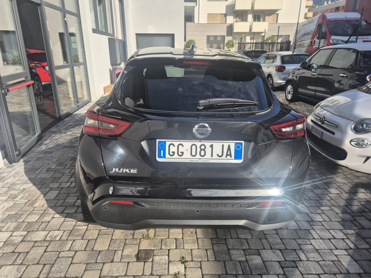 Nissan Juke 1.0 DIG-T 114 CV N-Connecta