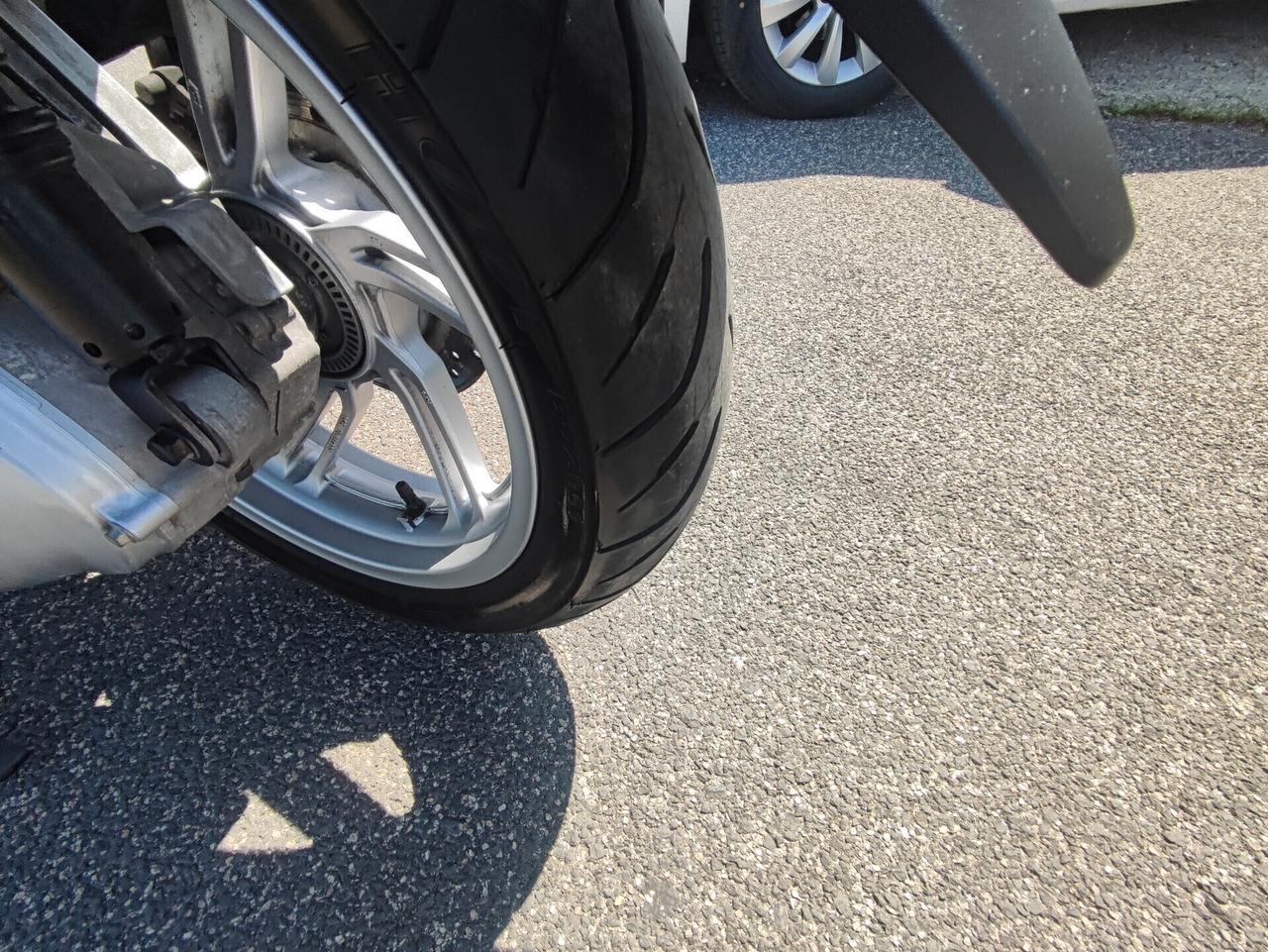 Honda SH 300 i