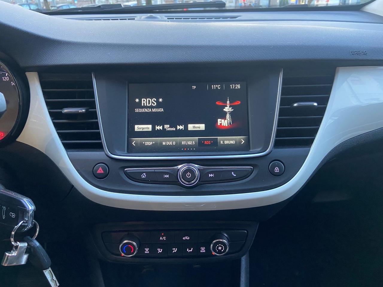 Opel Crossland X Innovation 1.2 #9187