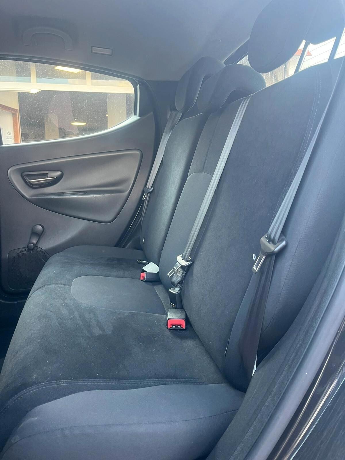 Lancia Ypsilon 1.3 MJT 16V 95 CV 5 porte S&S Elle