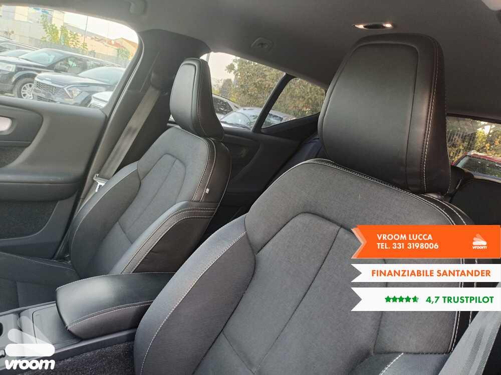 VOLVO XC40 (2017-->) XC40 D3 Geartronic Momentum