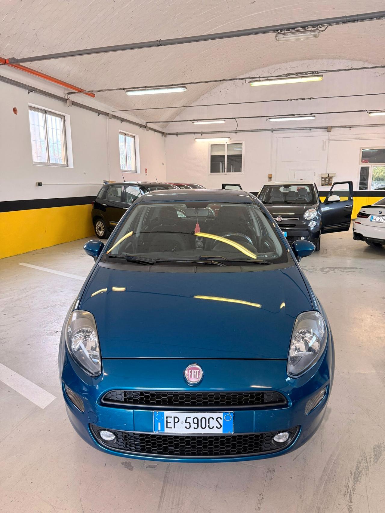 Fiat Punto 1.4 8V 5 porte Natural Power Lounge 77CV