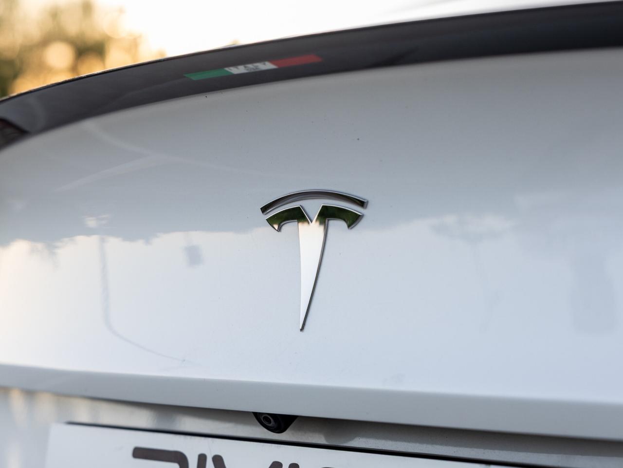 Tesla Model 3 Long Range Dual Motor AWD