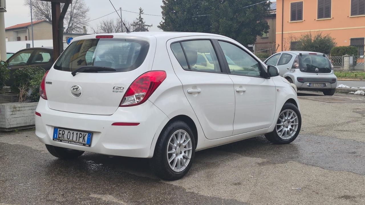 Hyundai i20 1.2 5p. Econext Sound Edition