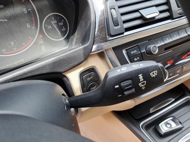 BMW Serie 3 Touring 320d xDrive Luxury