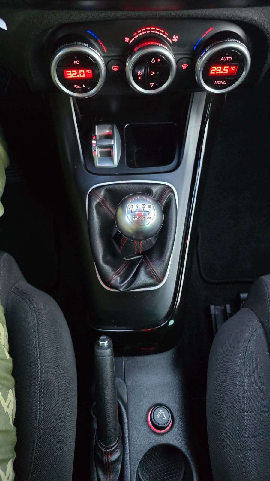 Alfa Romeo Giulietta 2.0 JTDm-2 140 CV Exclusive